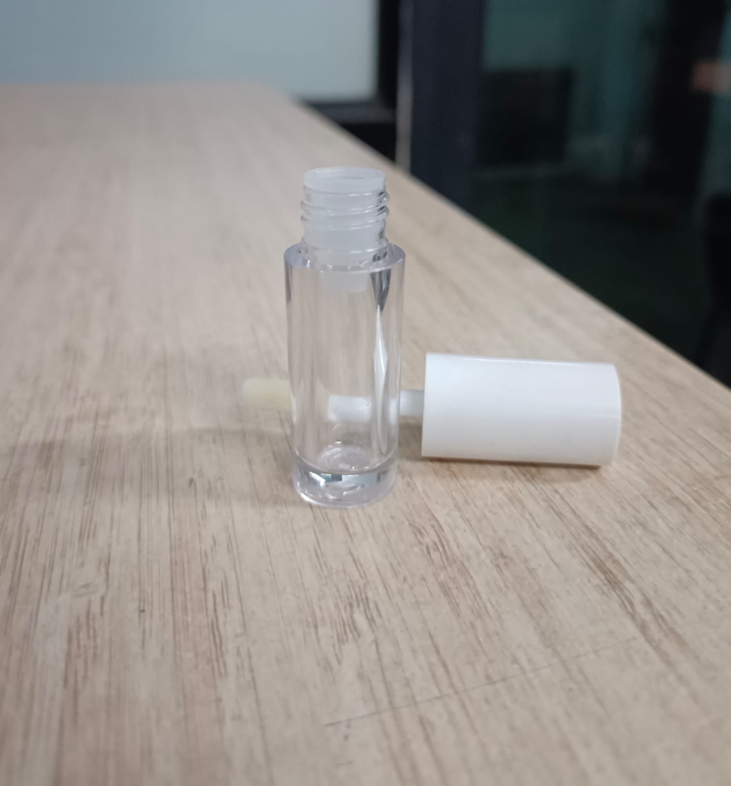 2ml Imported Liquid Lipstick Empty Clear Container with White Cap